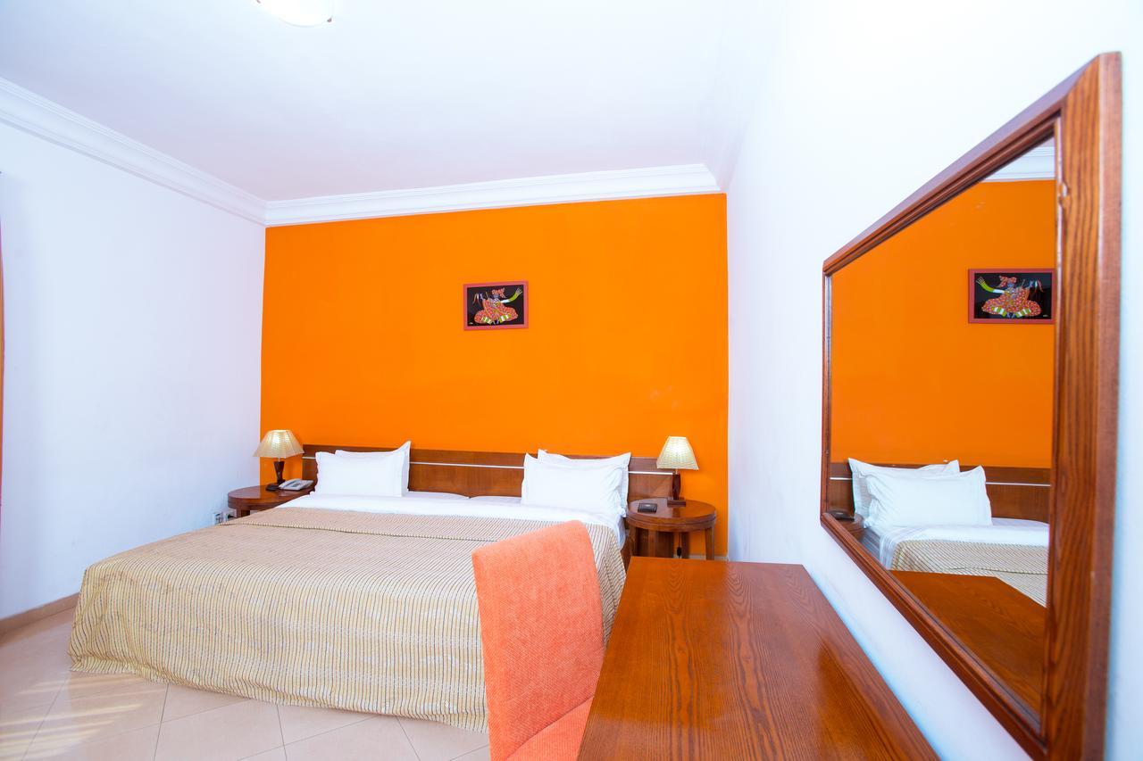 Le Feto Hotel Dakar Exterior photo